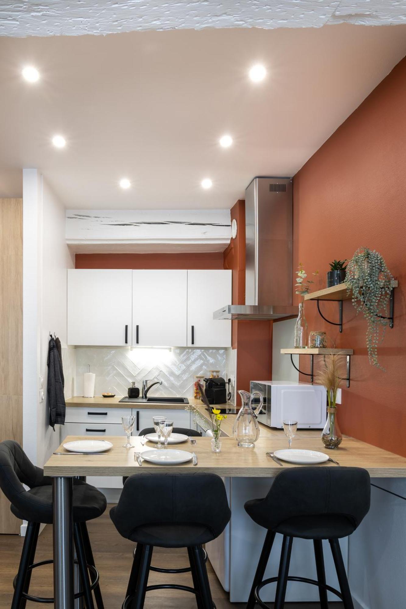 Le Constantin - Charme & Confort A 2 Pas Du Centre-ville Apartment