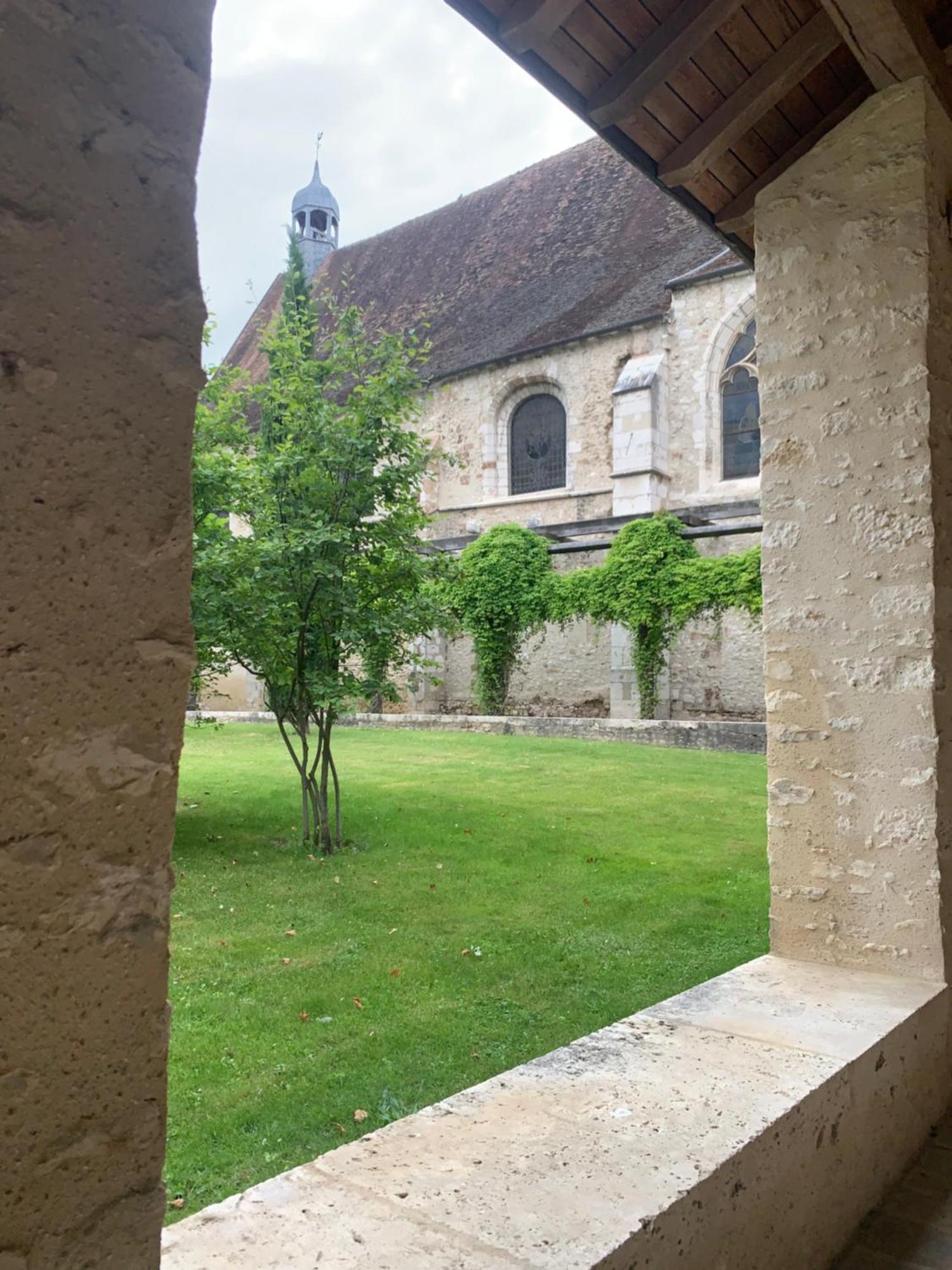 Le Constantin - Charme & Confort A 2 Pas Du Centre-ville Apartment Provins