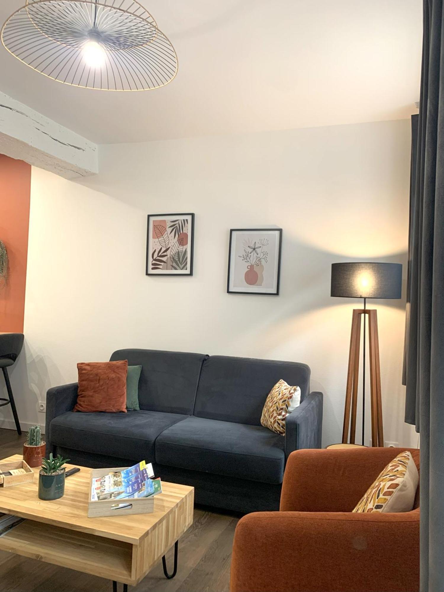 Le Constantin - Charme & Confort A 2 Pas Du Centre-ville Provins